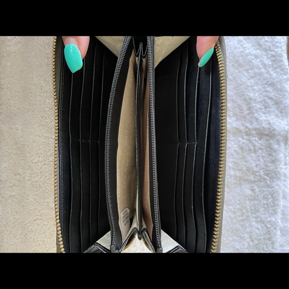 Kate Spade ♠️ Envelope Wallet - Picture 4 of 6